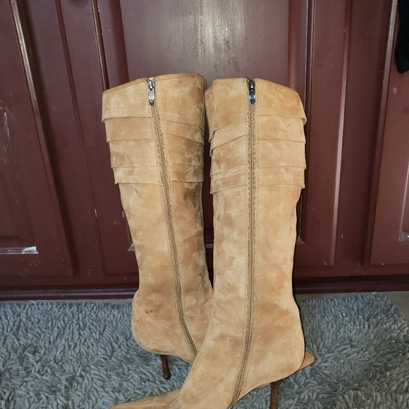 GCI COLLEZIONE Tan SUEDE PLEATED BOOTS SIZE 9 M - Picture 6 of 8